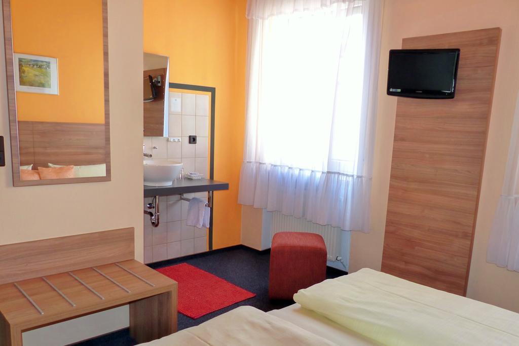 Zur Lindenau Hotel Rüdesheim am Rhein Cameră foto